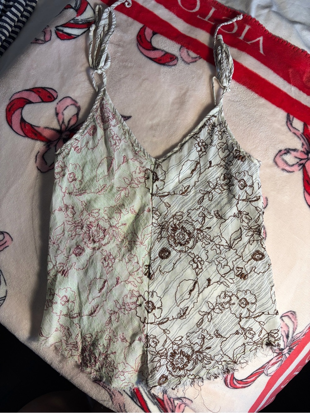 Wilfred Cream Floral Split-Panel Cami with Brown & Pink Accents